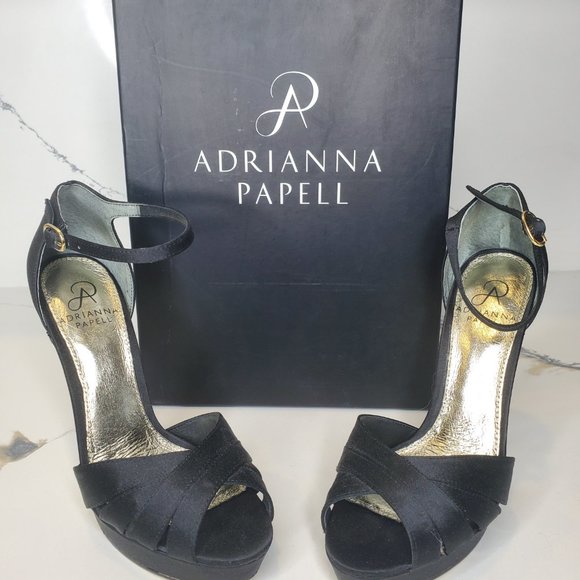 Adrianna Papell Black Samoa Pumps - Picture 2 of 11